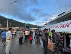 Mudik Lebaran 2026 di Anambas Dimulai, Kapolres dan Bupati Pantau Penumpang di Pelabuhan Tarempa