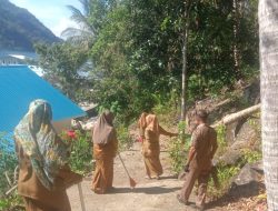 Dukung Indonesia Asri 2026, Perangkat Desa Bayat Gelar Gotong Royong Rutin