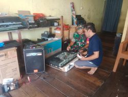 Babinsa Tarempa Sambangi Tukang Servis Elektronik, Tekankan Keselamatan dan Kualitas Kerja