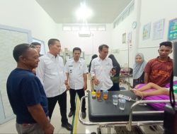 Wabup Anambas Jenguk Korban Diduga Keracunan MBG, SPPG Air Asuk Disetop Sementara