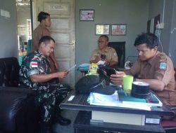 Babinsa Tarempa dan Pemdes Tarempa Barat Daya Kompak Bahas Keamanan hingga Ketahanan Pangan
