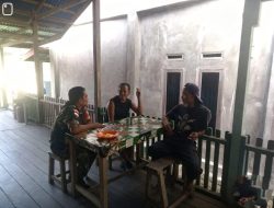 Babinsa Tarempa Ajak Warga Cegah DBD, Sepakat Gelar Gotong Royong Rutin Setiap Jumat