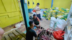 Babinsa Koramil 02/Tarempa Dukung Pengembangan BUMDes Tarempa Barat, Perkuat Ekonomi Desa di Anambas
