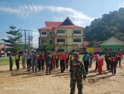 Babinsa Koramil 02/Tarempa Latih 26 Calon Paskibraka Anambas Jelang Upacara HUT ke-81 RI