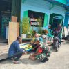 Pasang Air Laut Rusak Rumah Warga di Anambas, BabinsaTurun Tangan Bantu Perbaikan